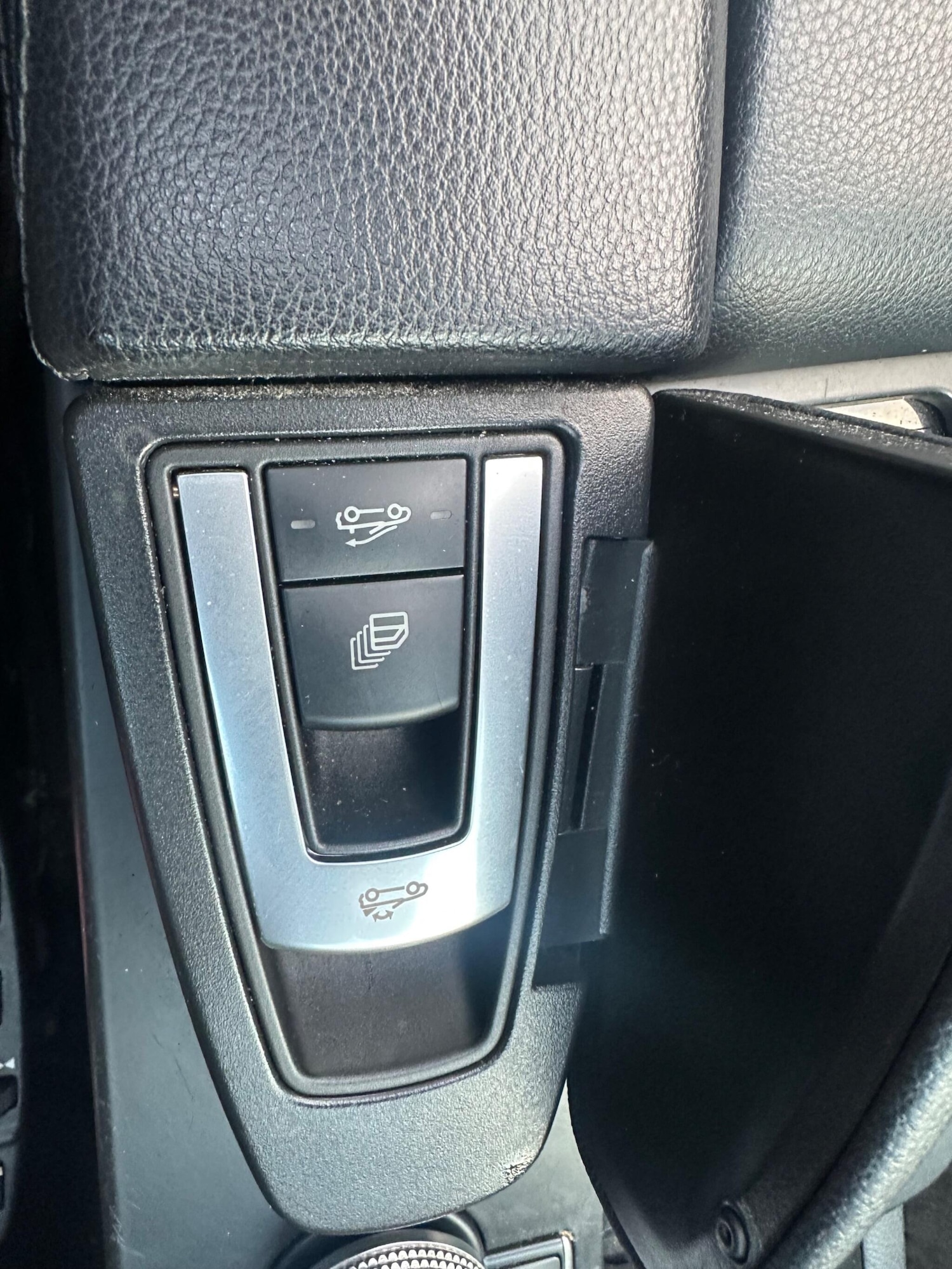 Used Mercedes-Benz E Class 2011 for sale - 76964765: Photo 11