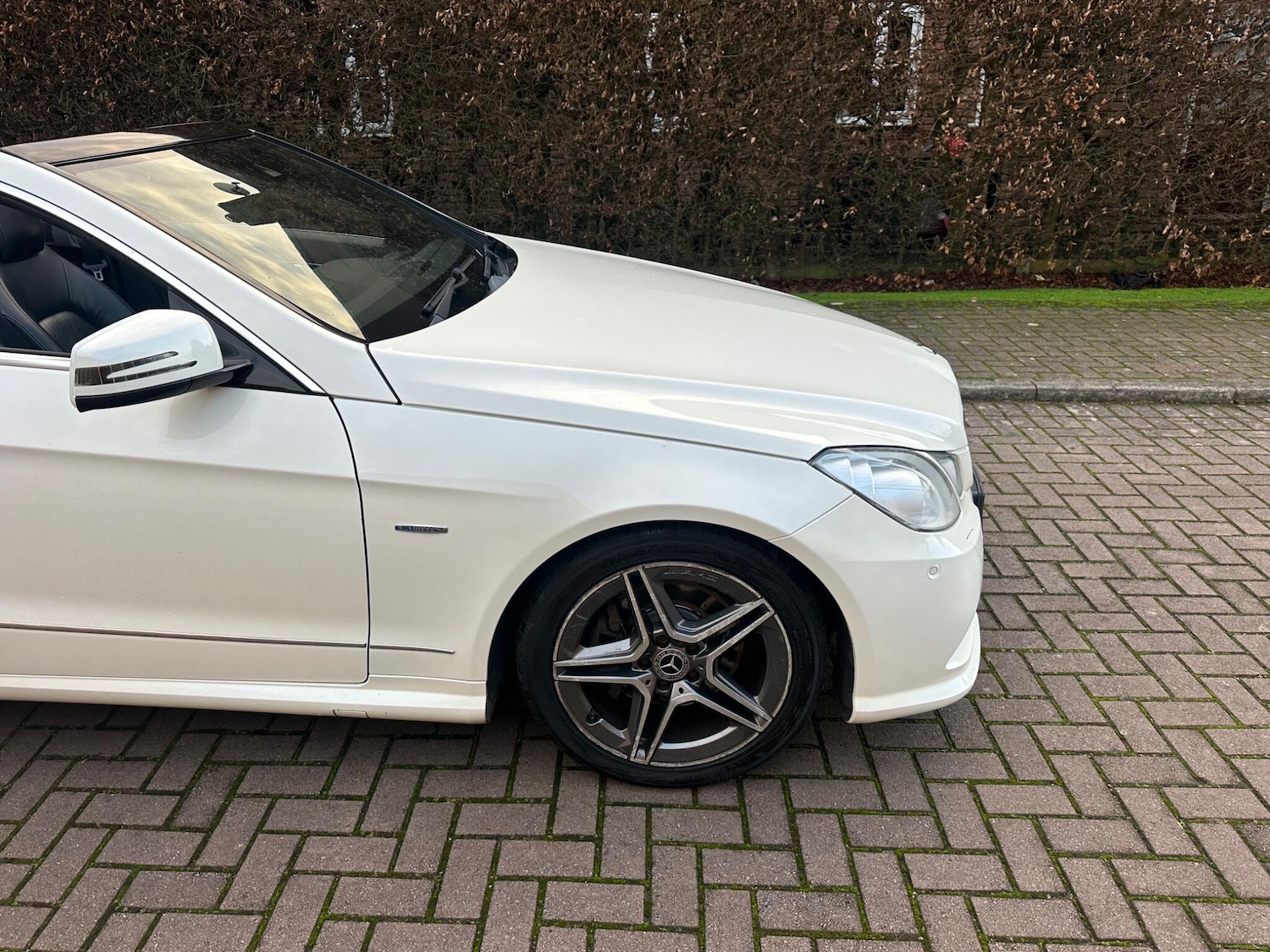 Used Mercedes-Benz E Class 2011 for sale - 76964765: Photo 12