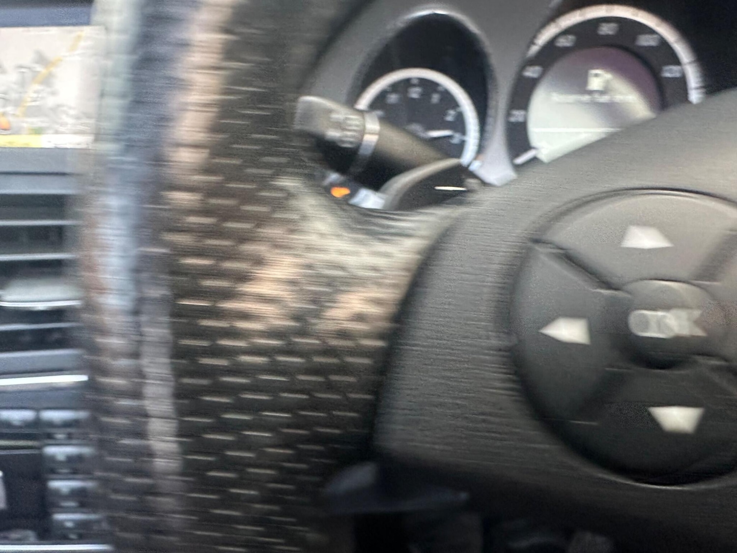 Used Mercedes-Benz E Class 2011 for sale - 76964765: Photo 22