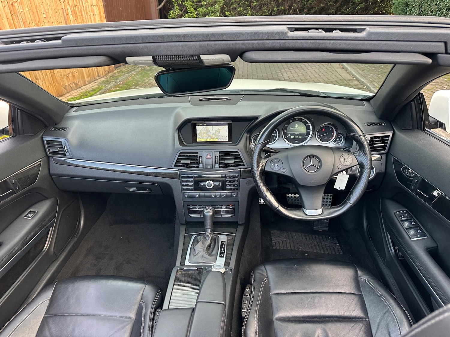 Used Mercedes-Benz E Class 2011 for sale - 76964765: Photo 26