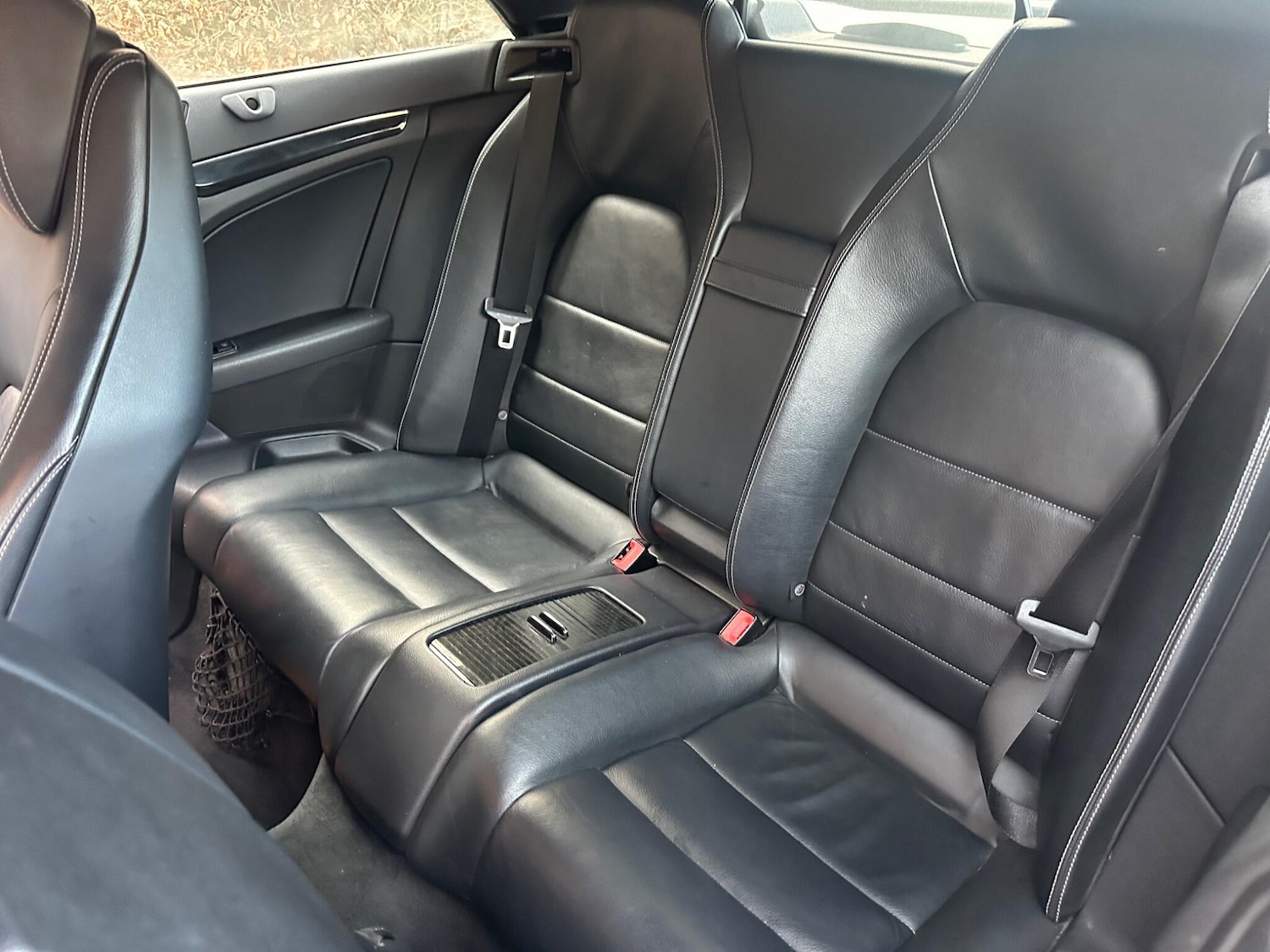 Used Mercedes-Benz E Class 2011 for sale - 76964765: Photo 32