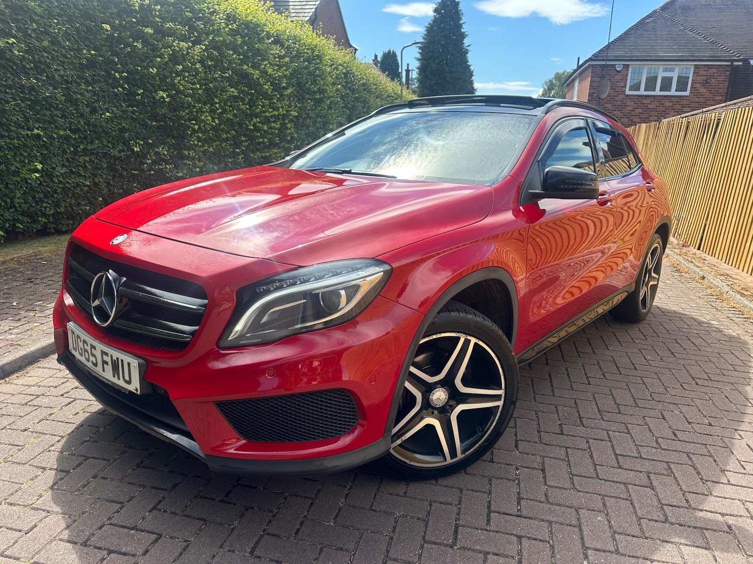 Used Mercedes-Benz GLA 2015 for sale - 76538142: Photo 2