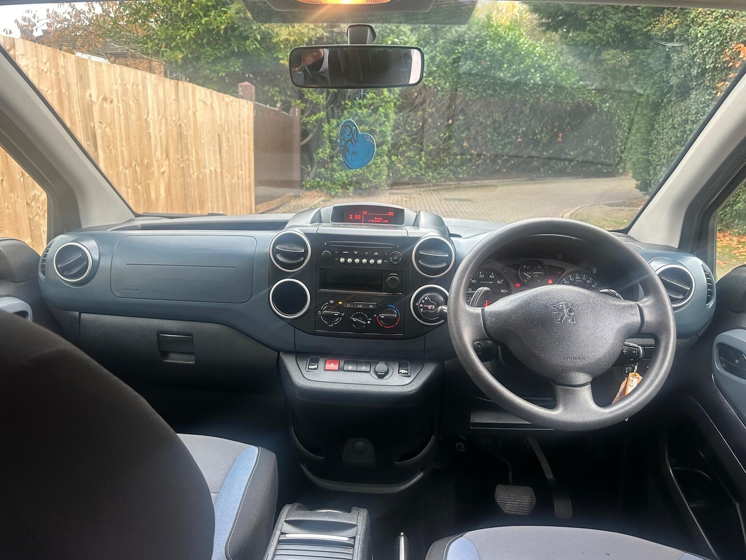 Used Peugeot Partner Tepee 2016 for sale - 76538657: Photo 13