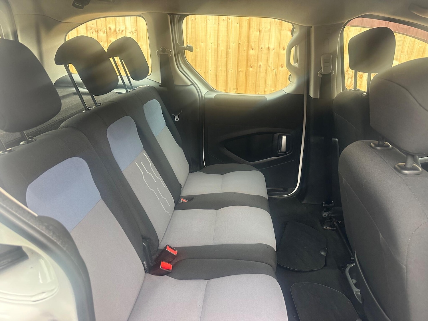 Used Peugeot Partner Tepee 2016 for sale - 76538657: Photo 16