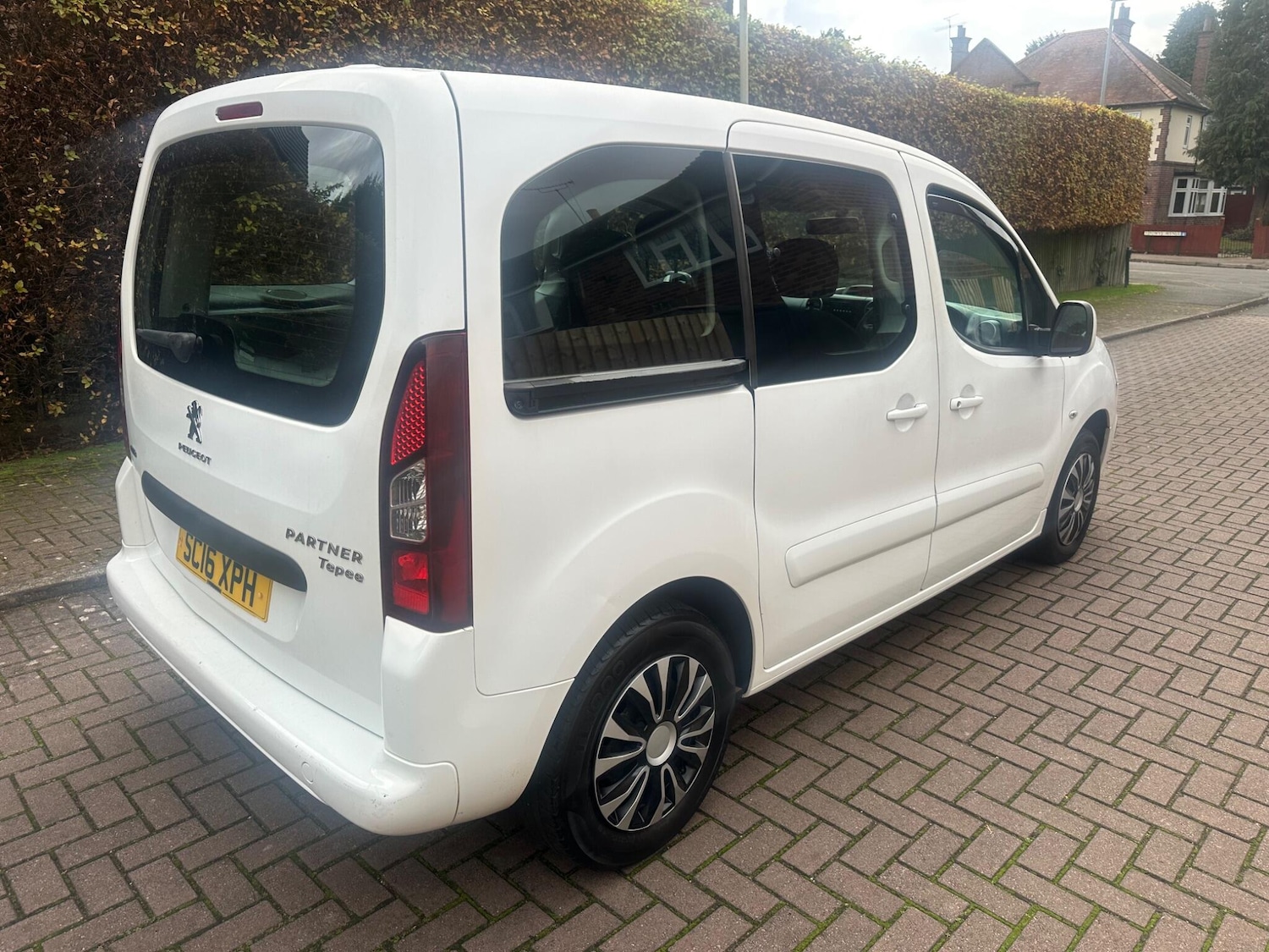 Used Peugeot Partner Tepee 2016 for sale - 76538657: Photo 3