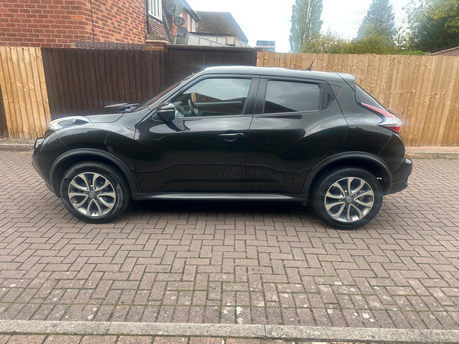 Used Nissan Juke for sale - 76537954: Photo 2