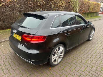 Used Audi A3 2014 for sale - 76990537: Photo