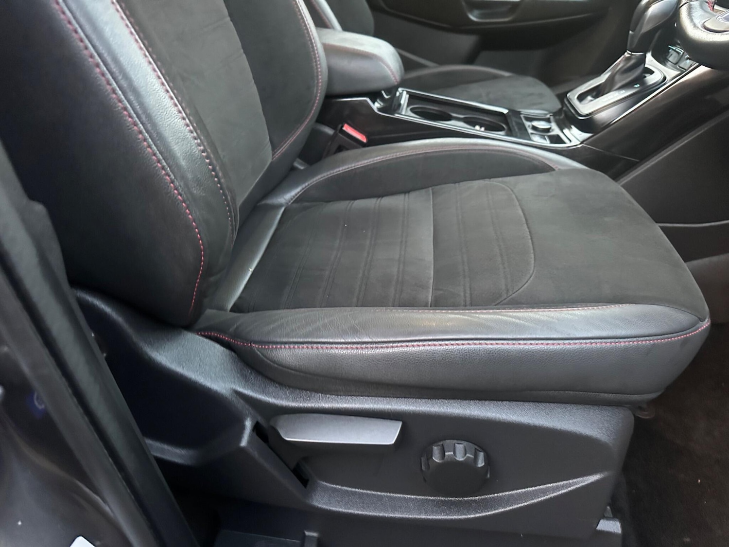 Used Ford Kuga 2018 for sale - 76926618: Photo 6