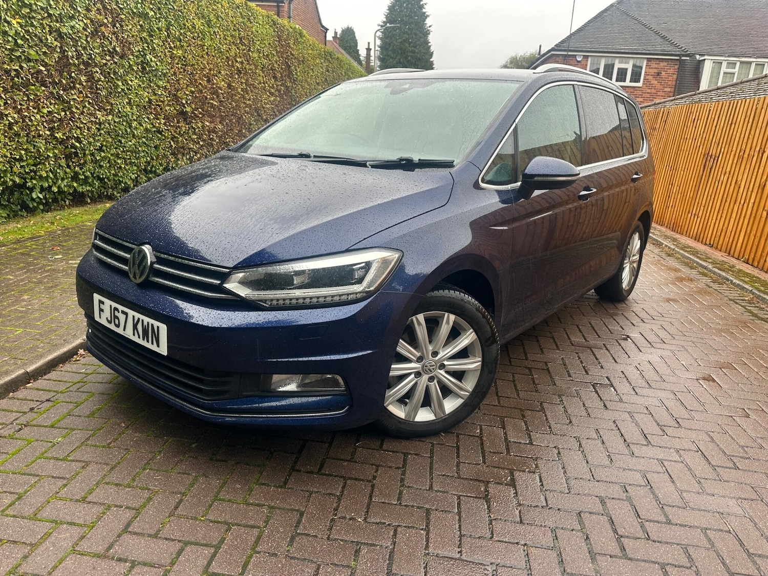 Used Volkswagen Touran 2025 for sale - 76584834: Photo 2