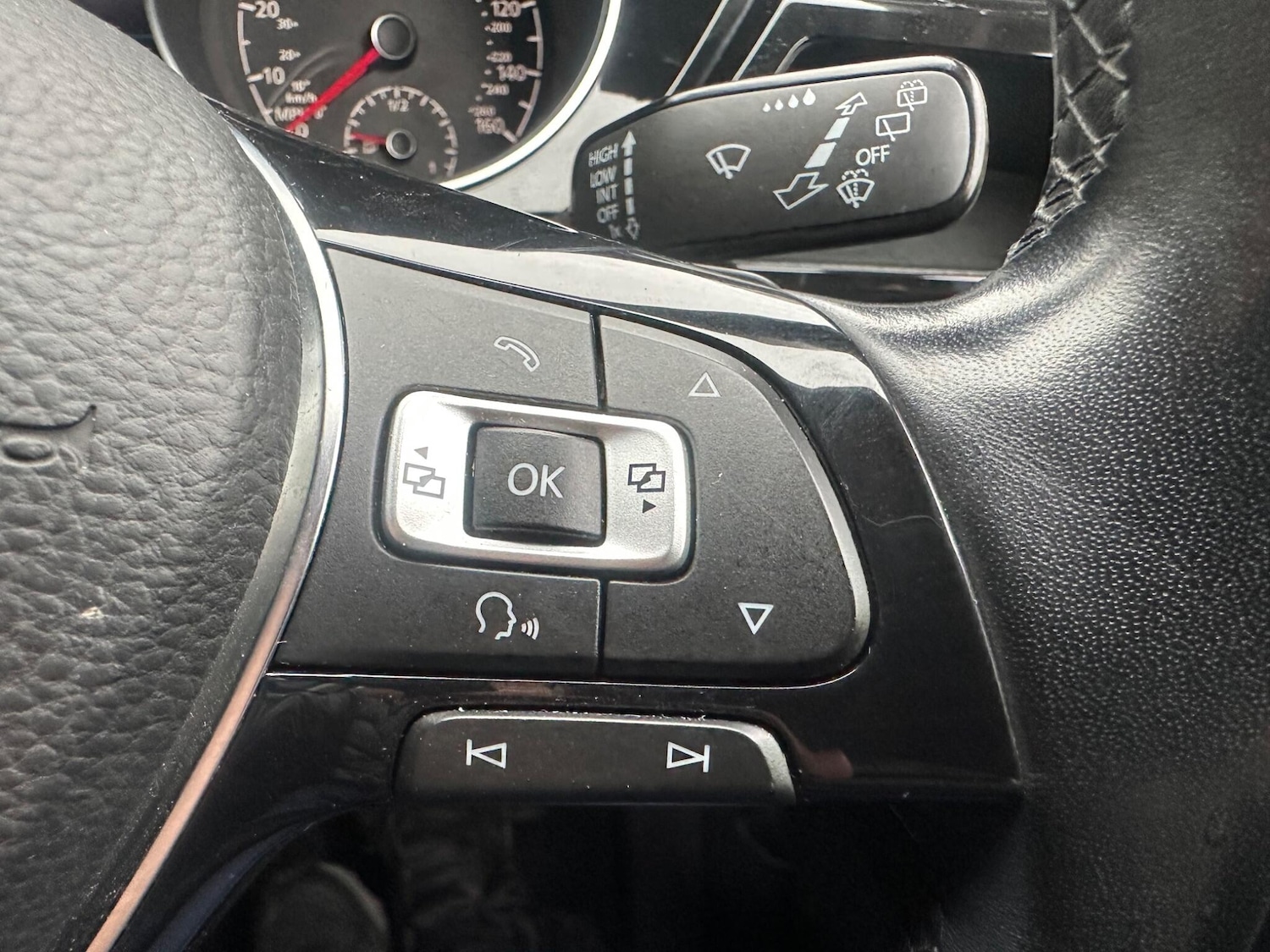 Used Volkswagen Touran 2025 for sale - 76584834: Photo 6