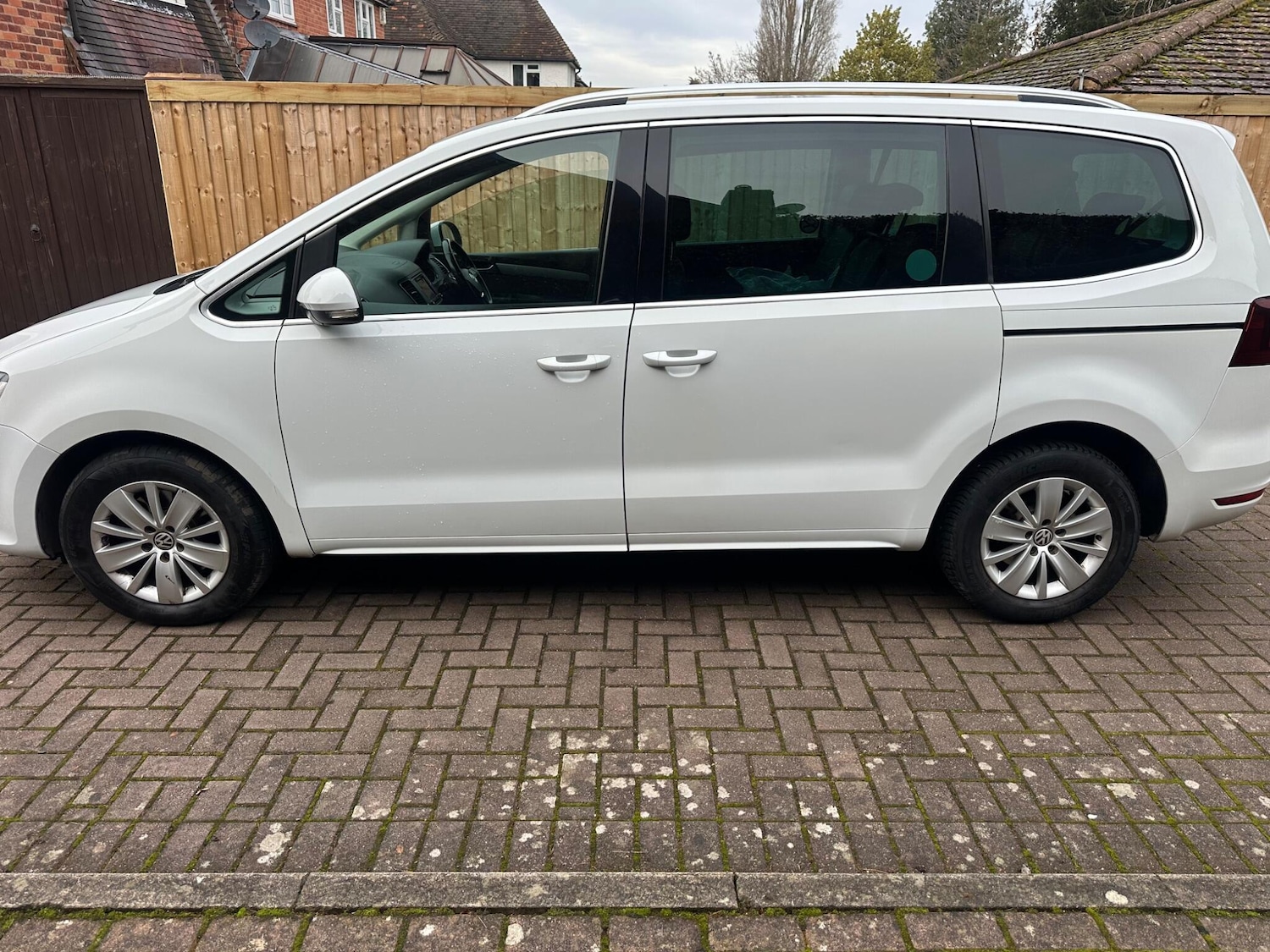 Used Volkswagen Sharan 2016 for sale - 77202697: Photo 2