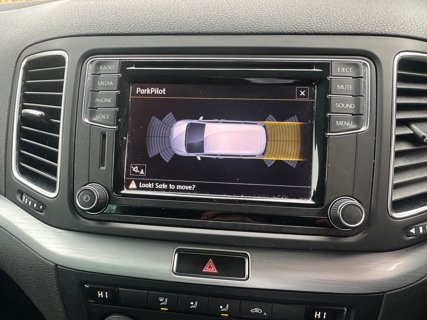 Used Volkswagen Sharan 2016 for sale - 77202697: Photo 7