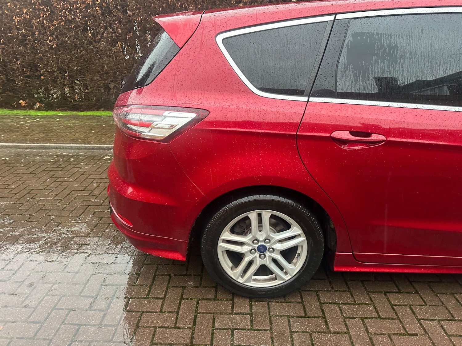 Used Ford S-Max 2017 for sale - 76991030: Photo 4