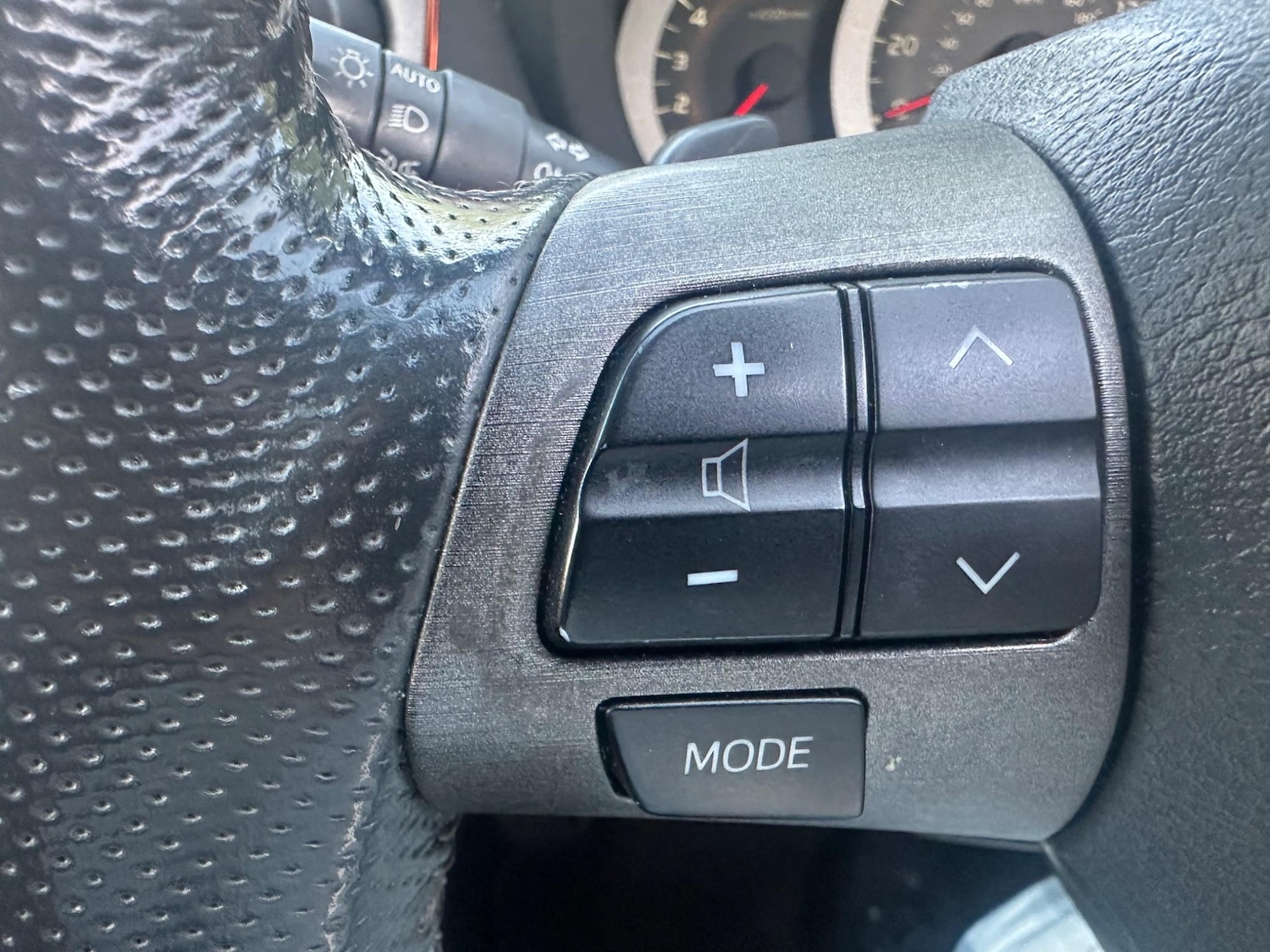 Used Toyota RAV4 2014 for sale - 76538586: Photo 10