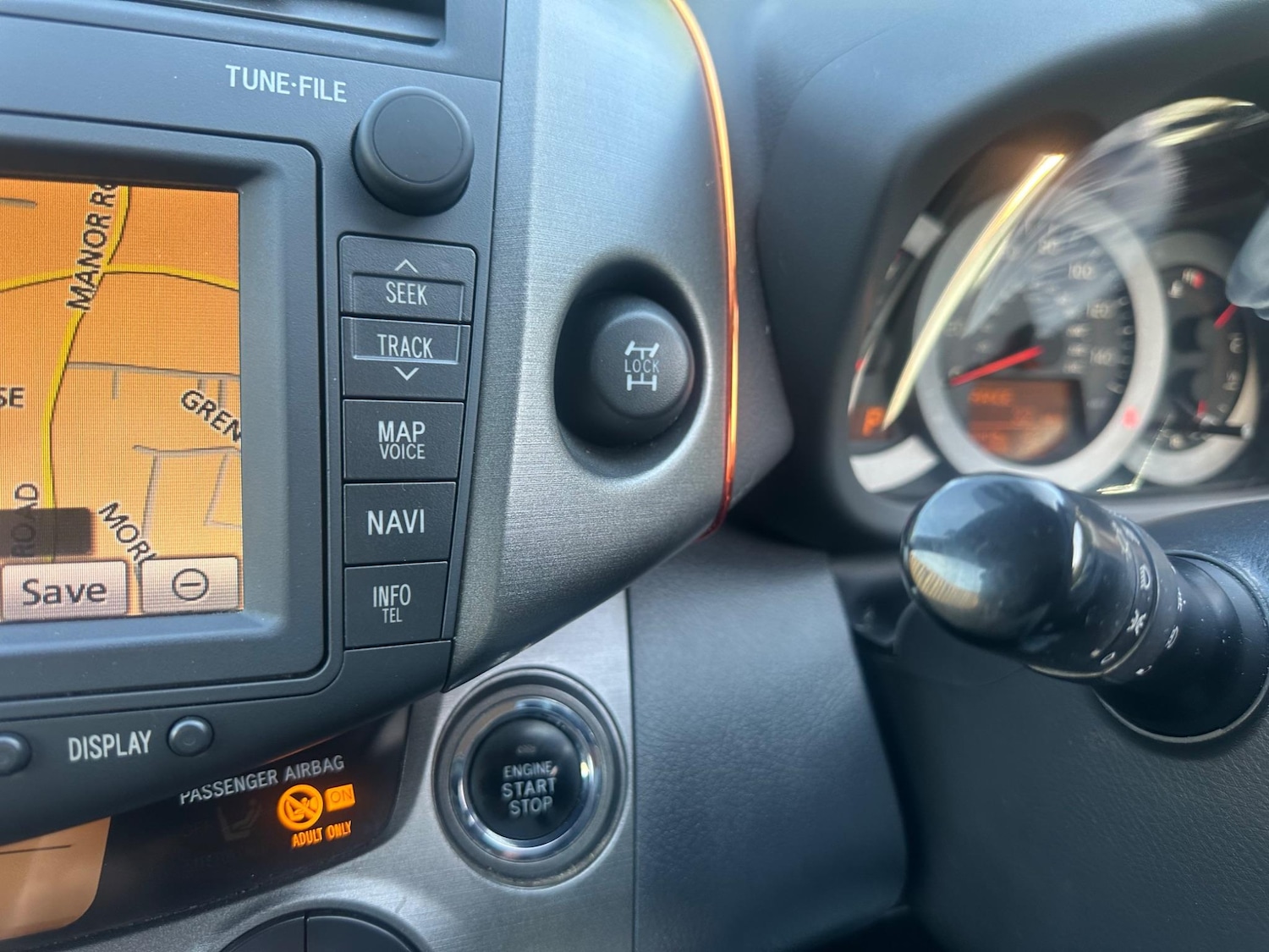 Used Toyota RAV4 2014 for sale - 76538586: Photo 11