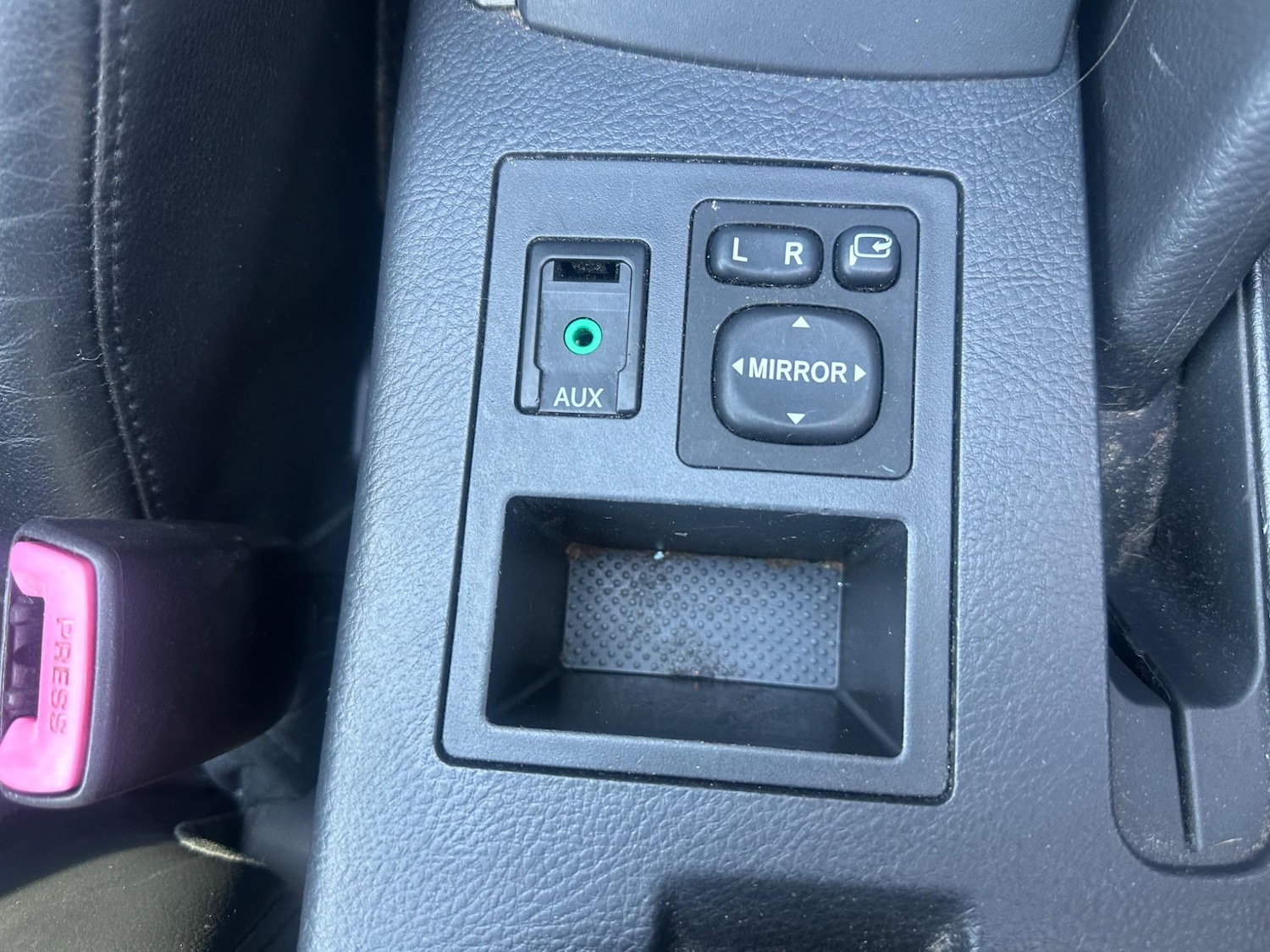 Used Toyota RAV4 2014 for sale - 76538586: Photo 13