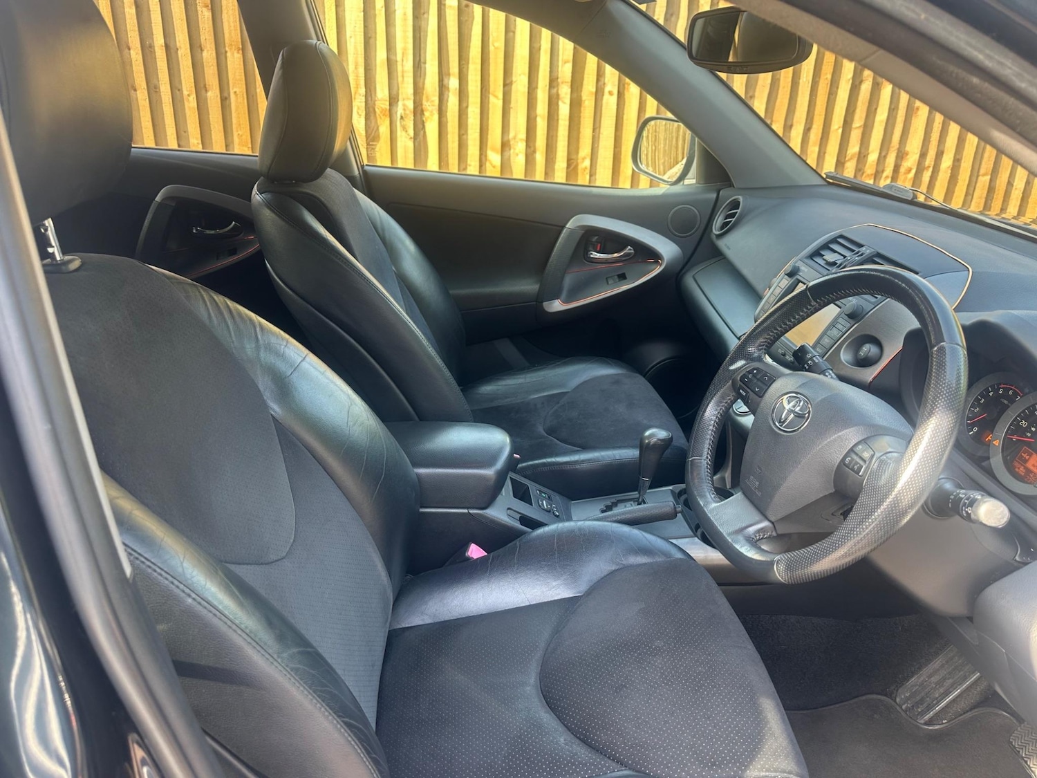 Used Toyota RAV4 2014 for sale - 76538586: Photo 19