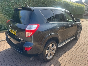 Used Toyota RAV4 2010 for sale - 76538586: Photo