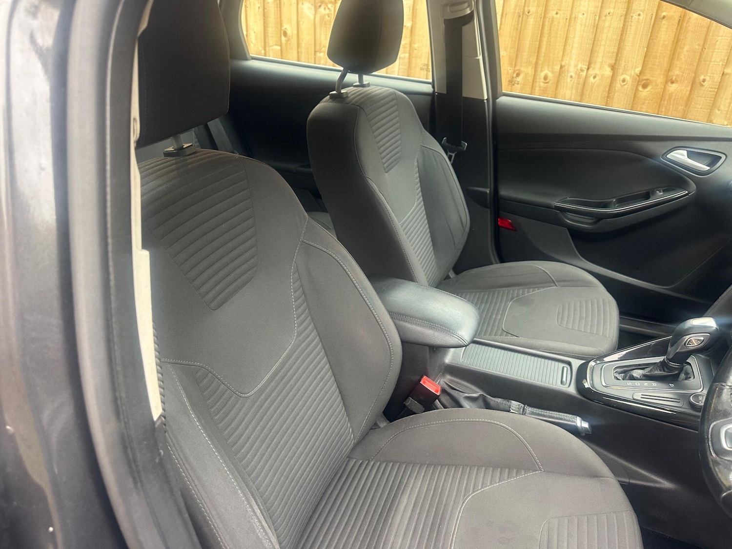 Used Ford Focus 2015 for sale - 76538269: Photo 13