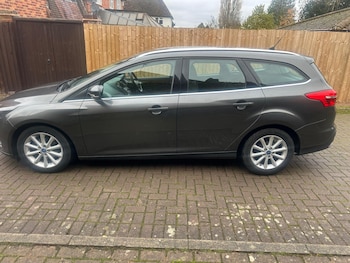 Used Ford Focus 2015 for sale - 76538269: Photo