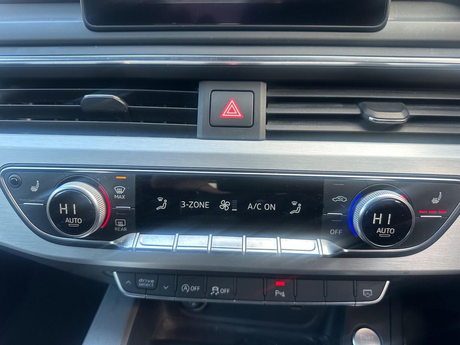 Used Audi A4 2018 for sale - 77230013: Photo 9