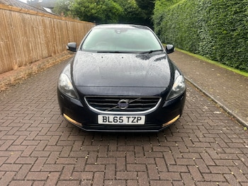 Used Volvo V40 2016 for sale - 78872098: Photo