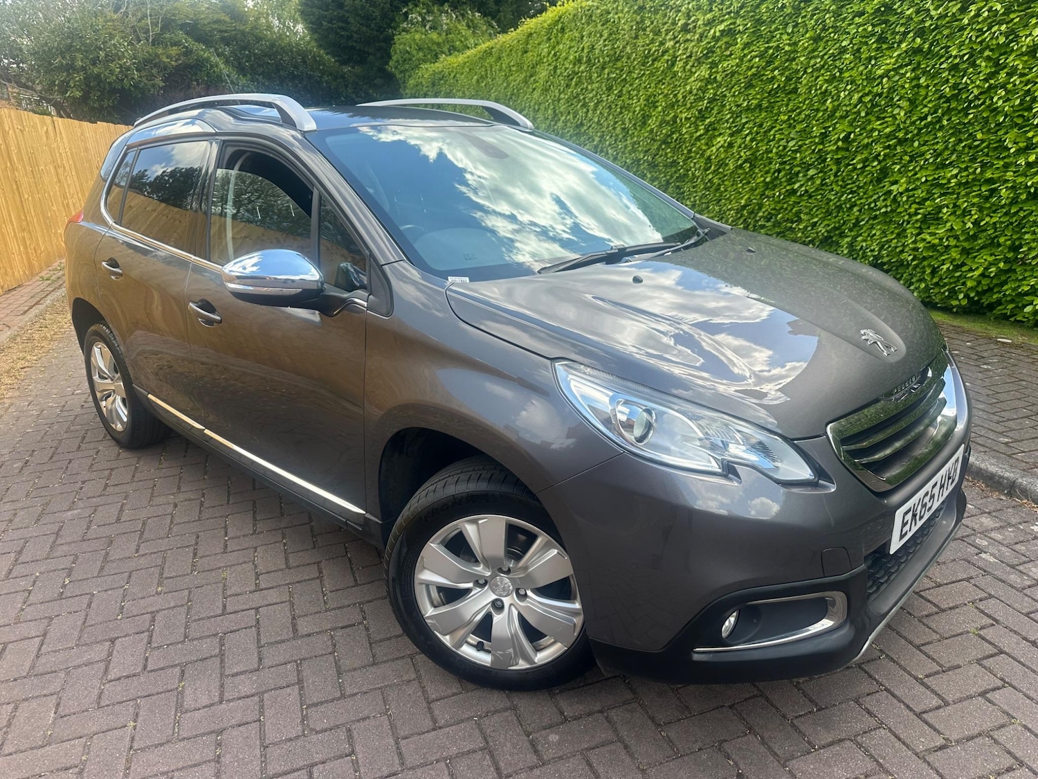 Used Peugeot 2008 2015 for sale - 76537785: Photo 1
