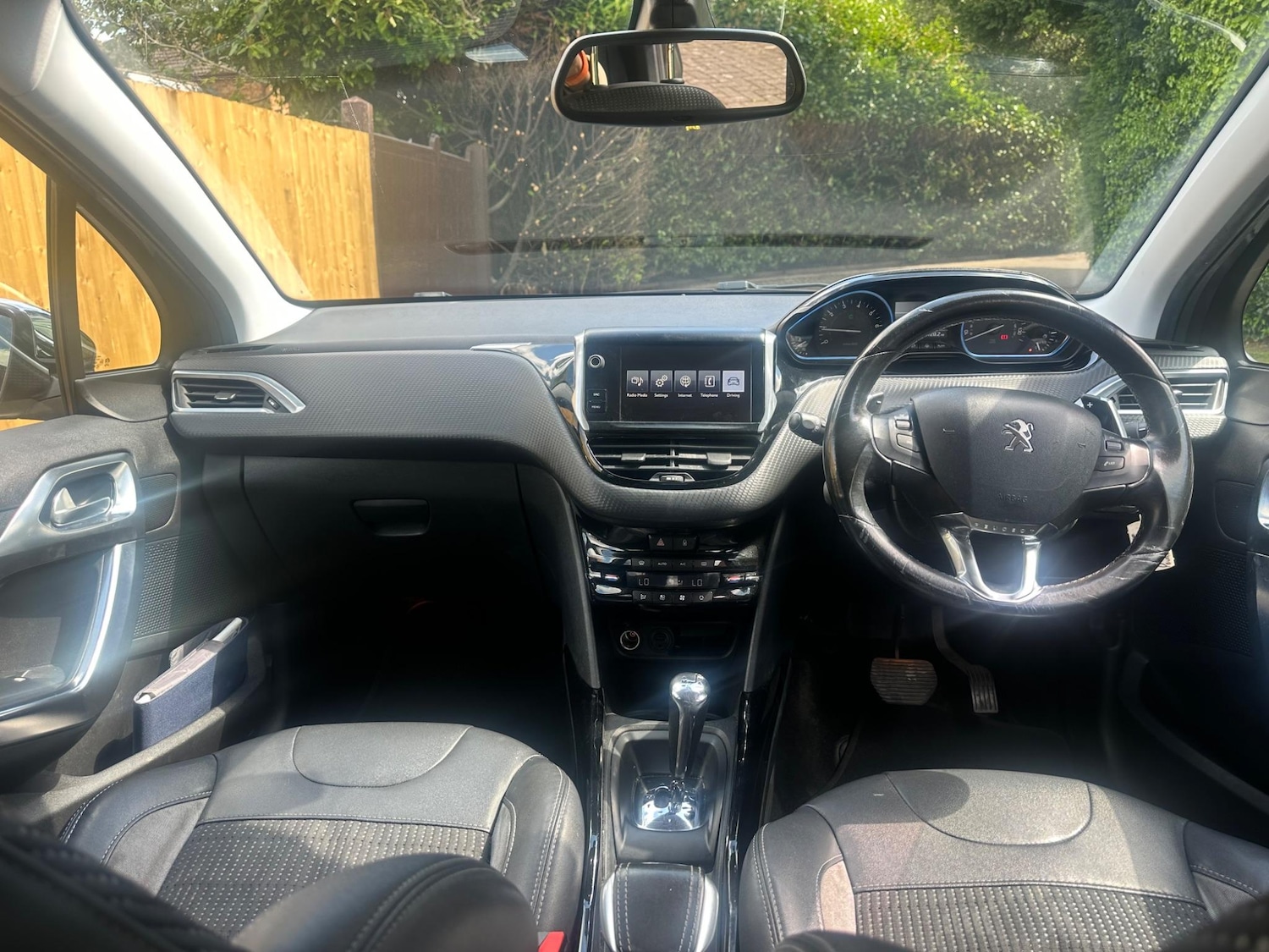 Used Peugeot 2008 2015 for sale - 76537785: Photo 19