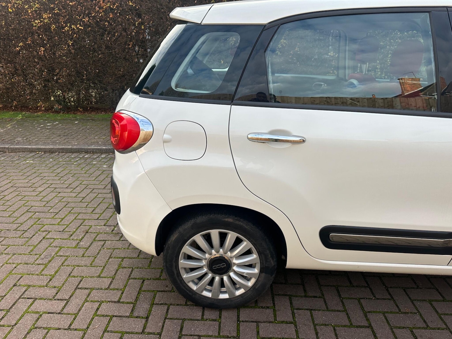Used Fiat 500L 2014 for sale - 76633110: Photo 4