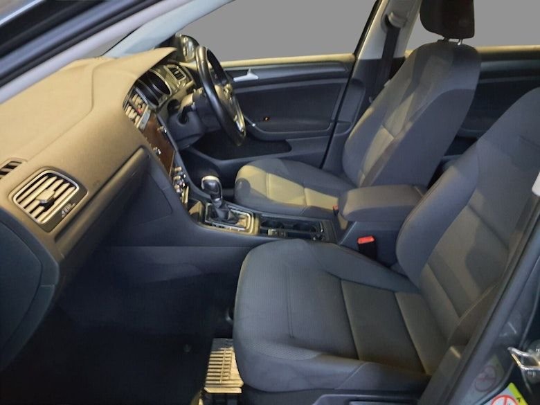 Used Volkswagen Golf 2019 for sale - 76717161: Photo 11