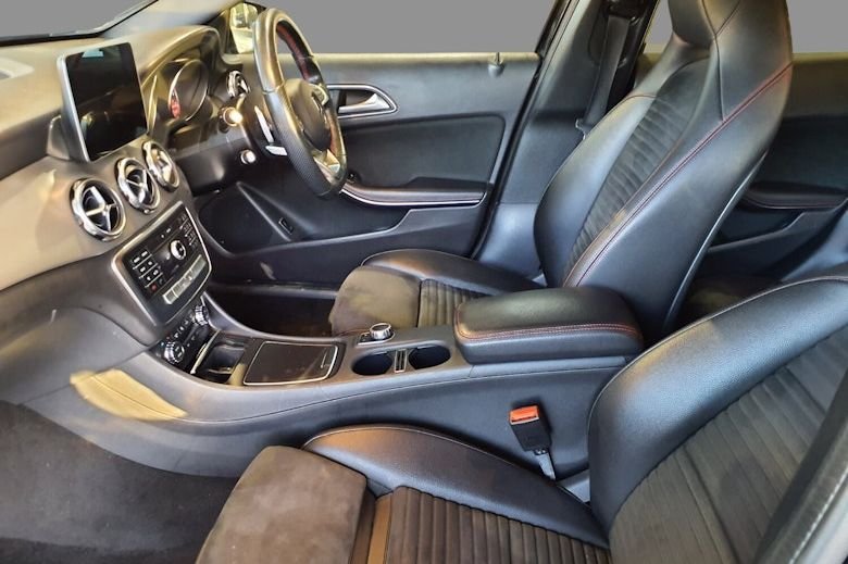 Used Mercedes-Benz GLA 2019 for sale - 77734163: Photo 3