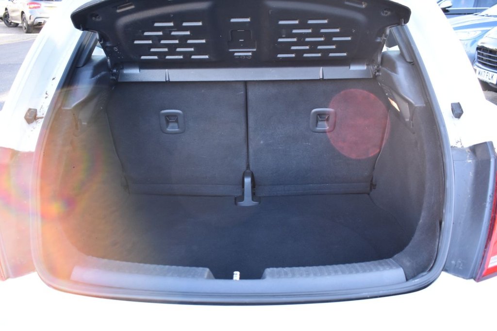 Used Volkswagen Beetle 2015 for sale - 77042530: Photo 12