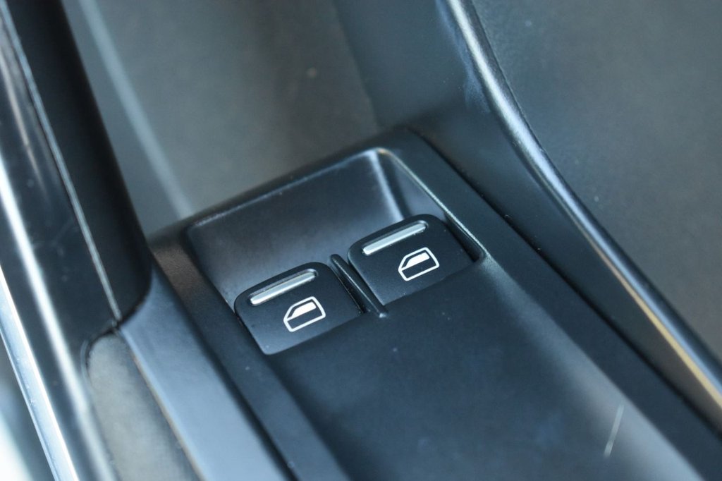 Used Volkswagen Beetle 2015 for sale - 77042530: Photo 23