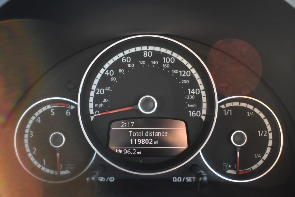 Used Volkswagen Beetle 2015 for sale - 77042530: Photo 34