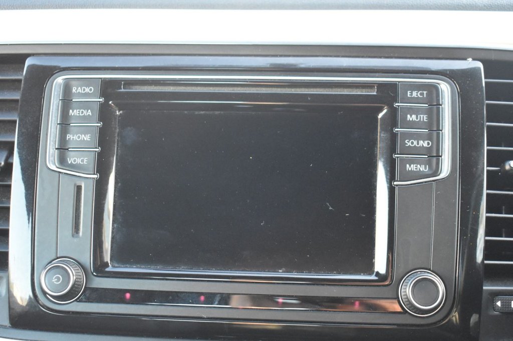 Used Volkswagen Beetle 2015 for sale - 77042530: Photo 37