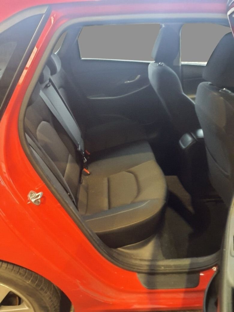 Used Hyundai i30 2017 for sale - 77583636: Photo 14