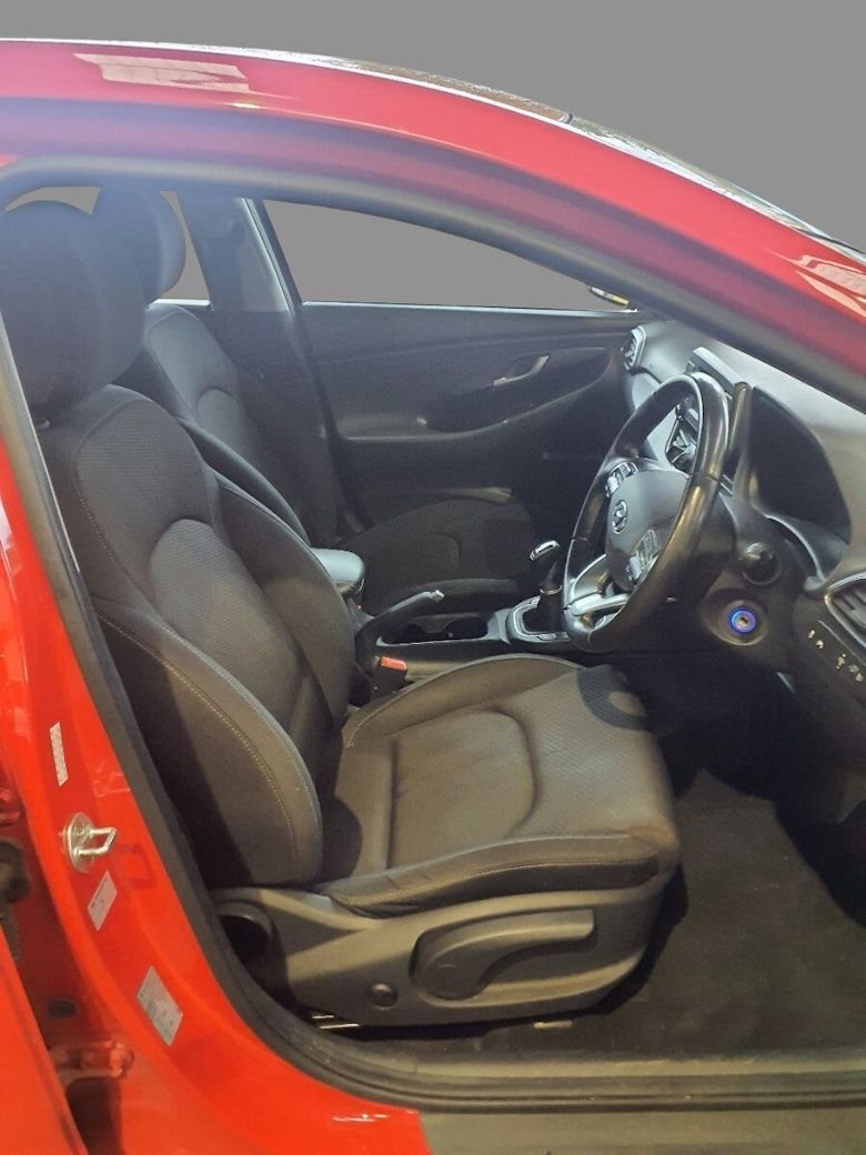 Used Hyundai i30 2017 for sale - 77583636: Photo 15