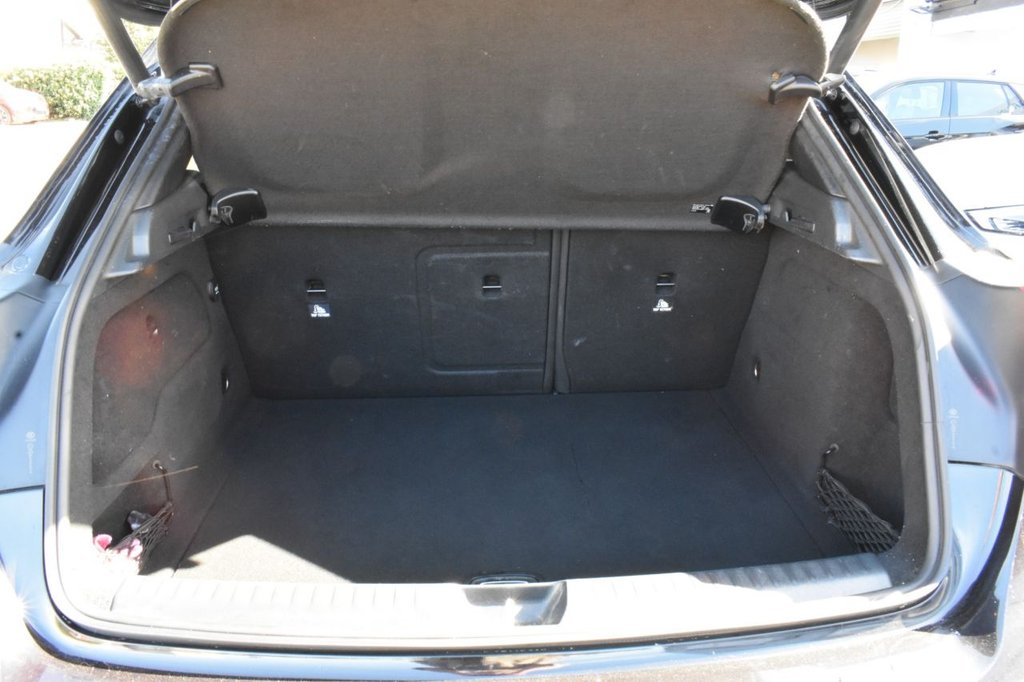 Used Mercedes-Benz GLA 2017 for sale - 76400133: Photo 11