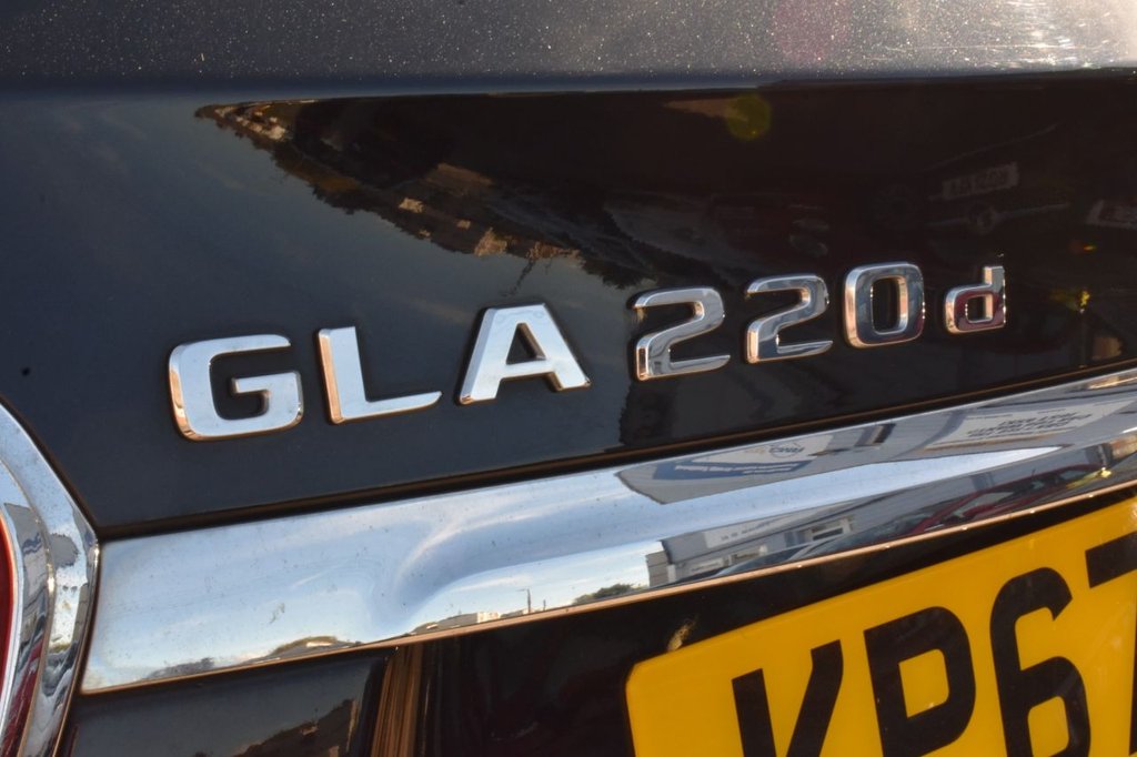 Used Mercedes-Benz GLA 2017 for sale - 76400133: Photo 12