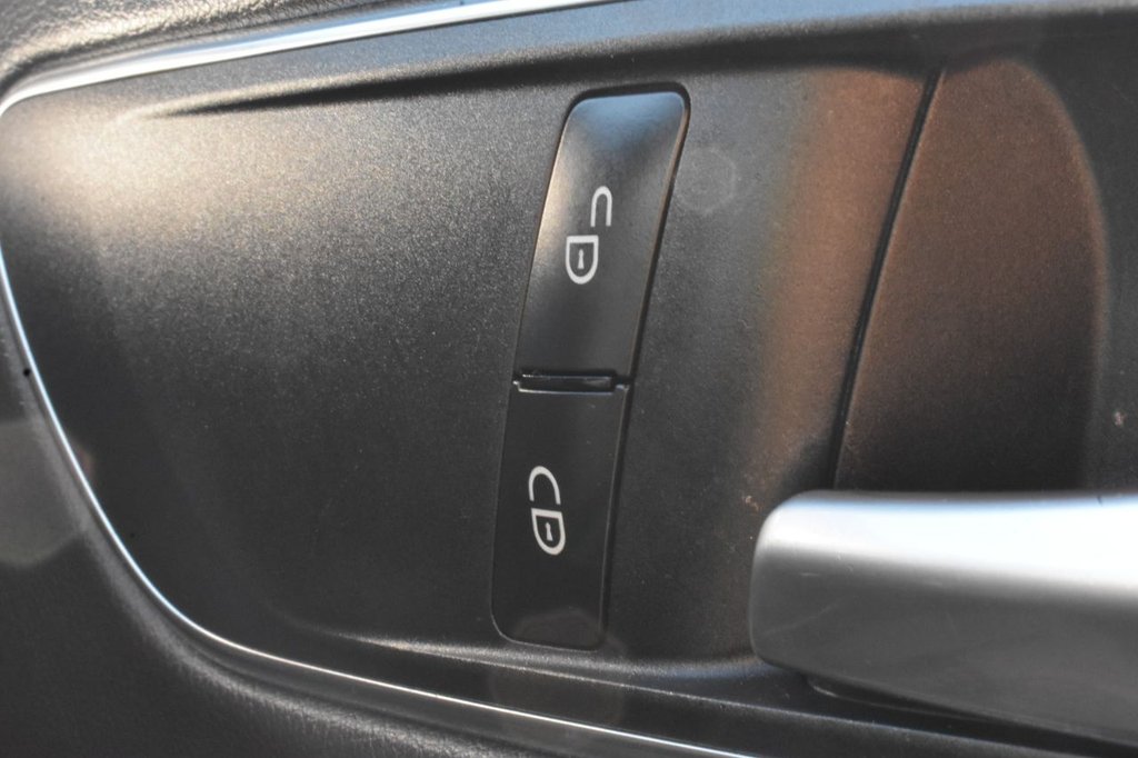 Used Mercedes-Benz GLA 2017 for sale - 76400133: Photo 28