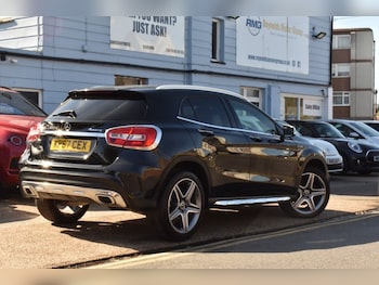 Used Mercedes-Benz GLA 2017 for sale - 76400133: Photo