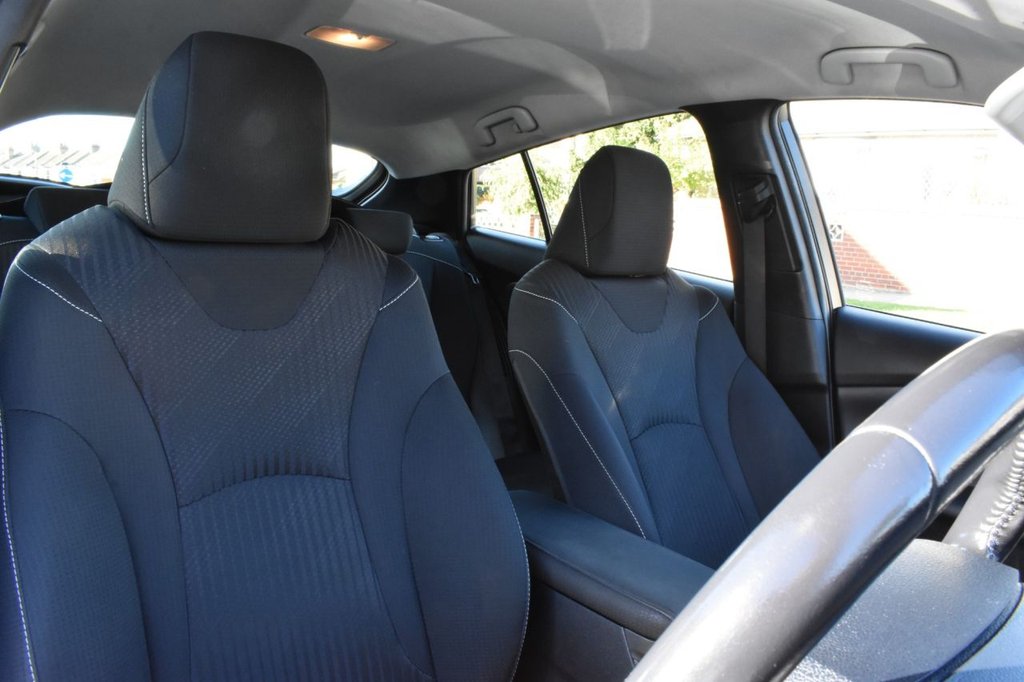 Used Toyota Prius 2021 for sale - 76883019: Photo 17