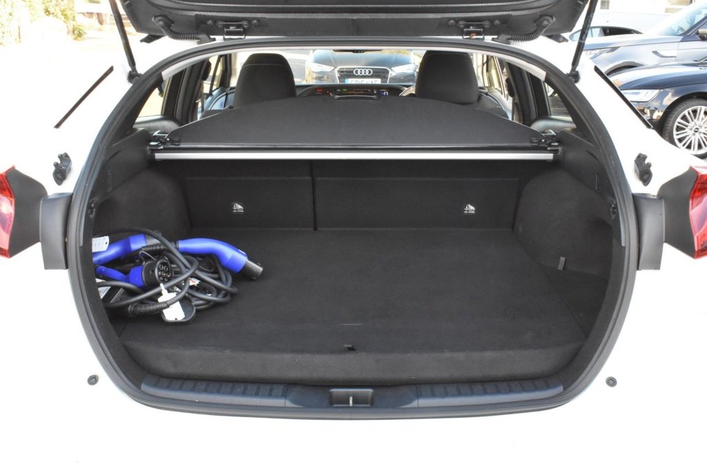 Used Toyota Prius 2021 for sale - 76883019: Photo 20