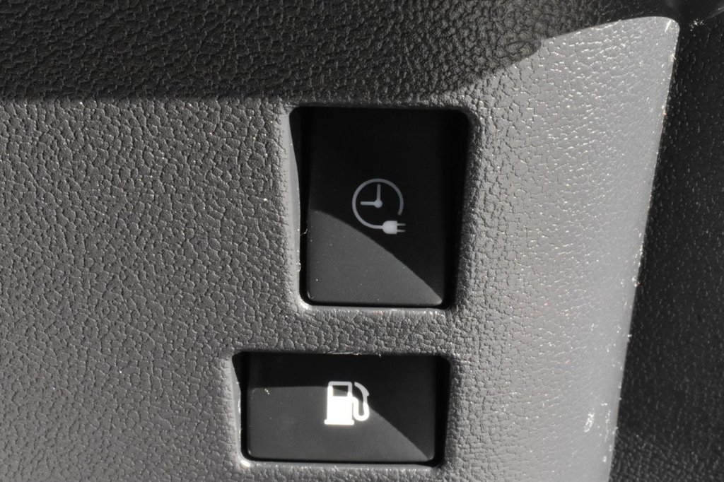 Used Toyota Prius 2021 for sale - 76883019: Photo 28