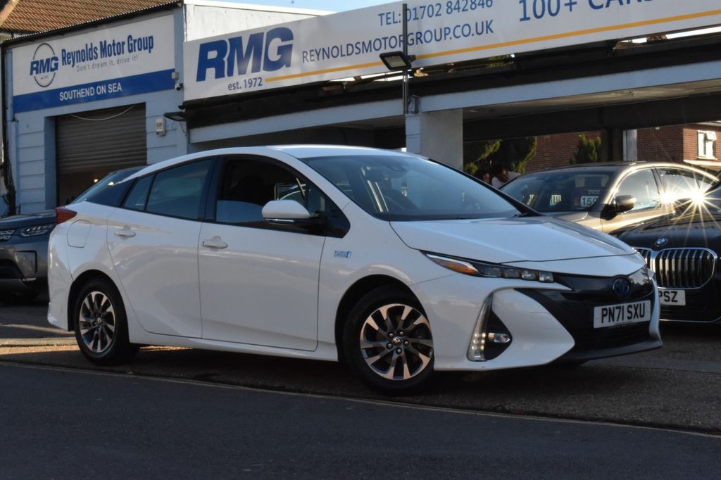 Used Toyota Prius 2021 for sale - 76883019: Photo 3