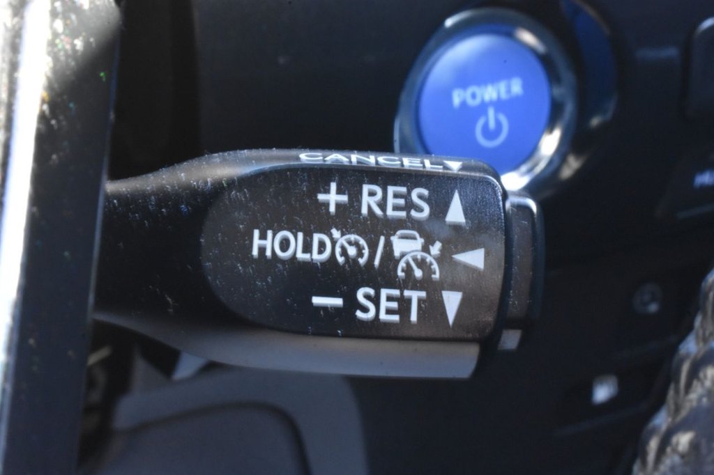 Used Toyota Prius 2021 for sale - 76883019: Photo 35