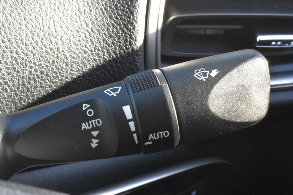 Used Toyota Prius 2021 for sale - 76883019: Photo 36