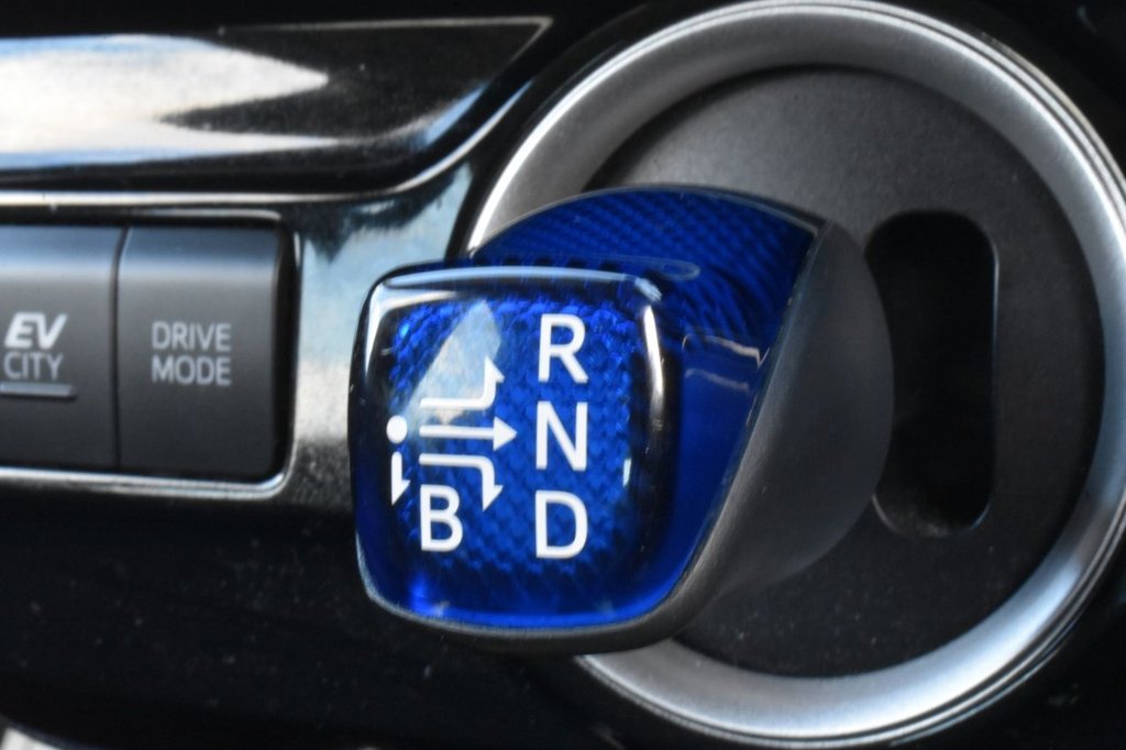 Used Toyota Prius 2021 for sale - 76883019: Photo 43