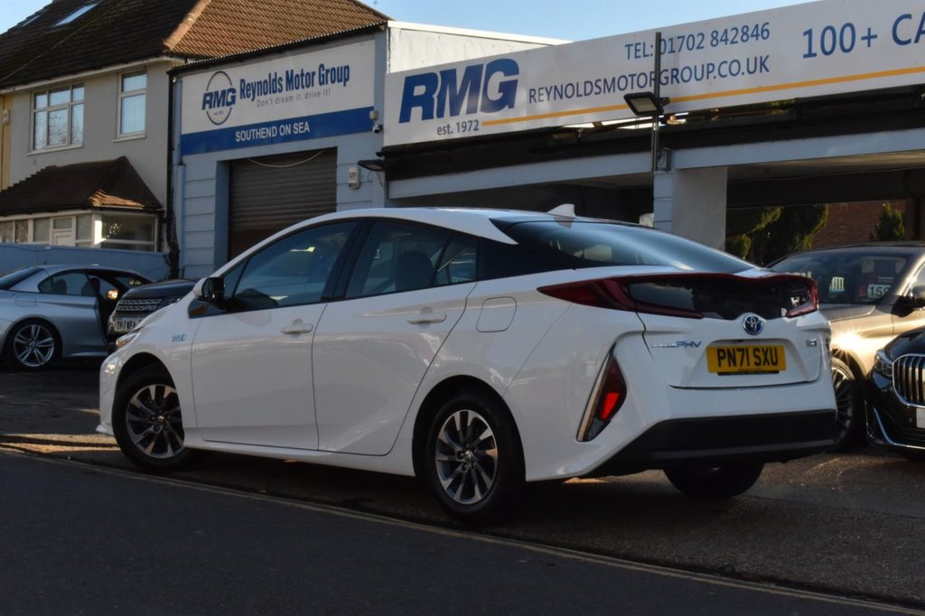 Used Toyota Prius 2021 for sale - 76883019: Photo 5