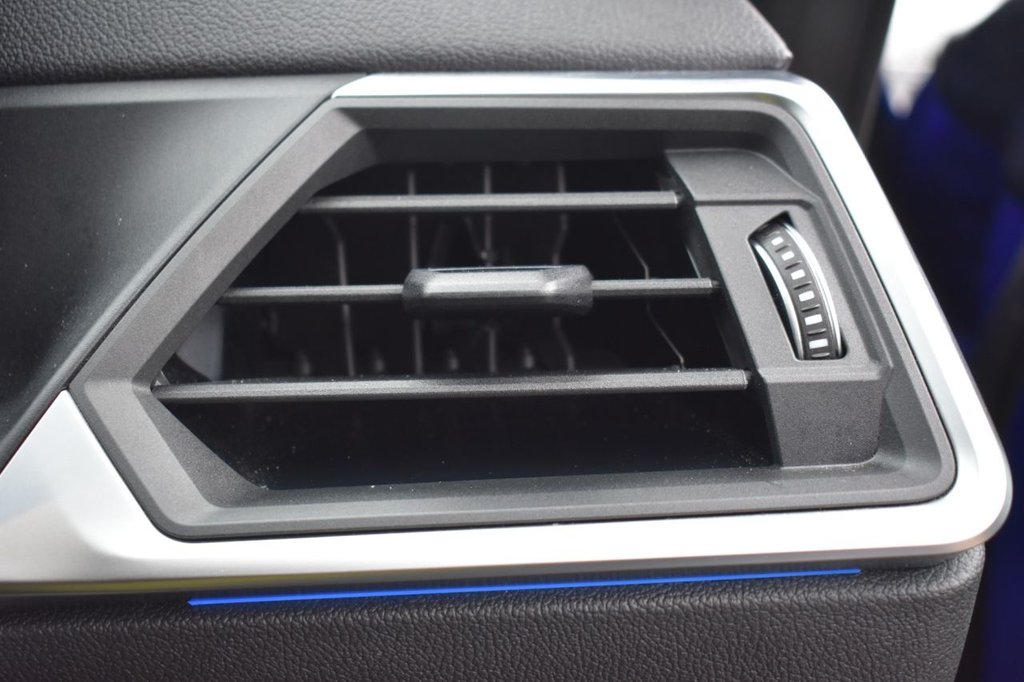 Used BMW i4 2022 for sale - 77369364: Photo 36